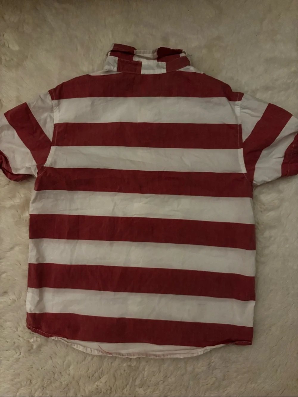 Gymboree boys Short-Sleeve Button-Down Shirt in Red & White Stripes